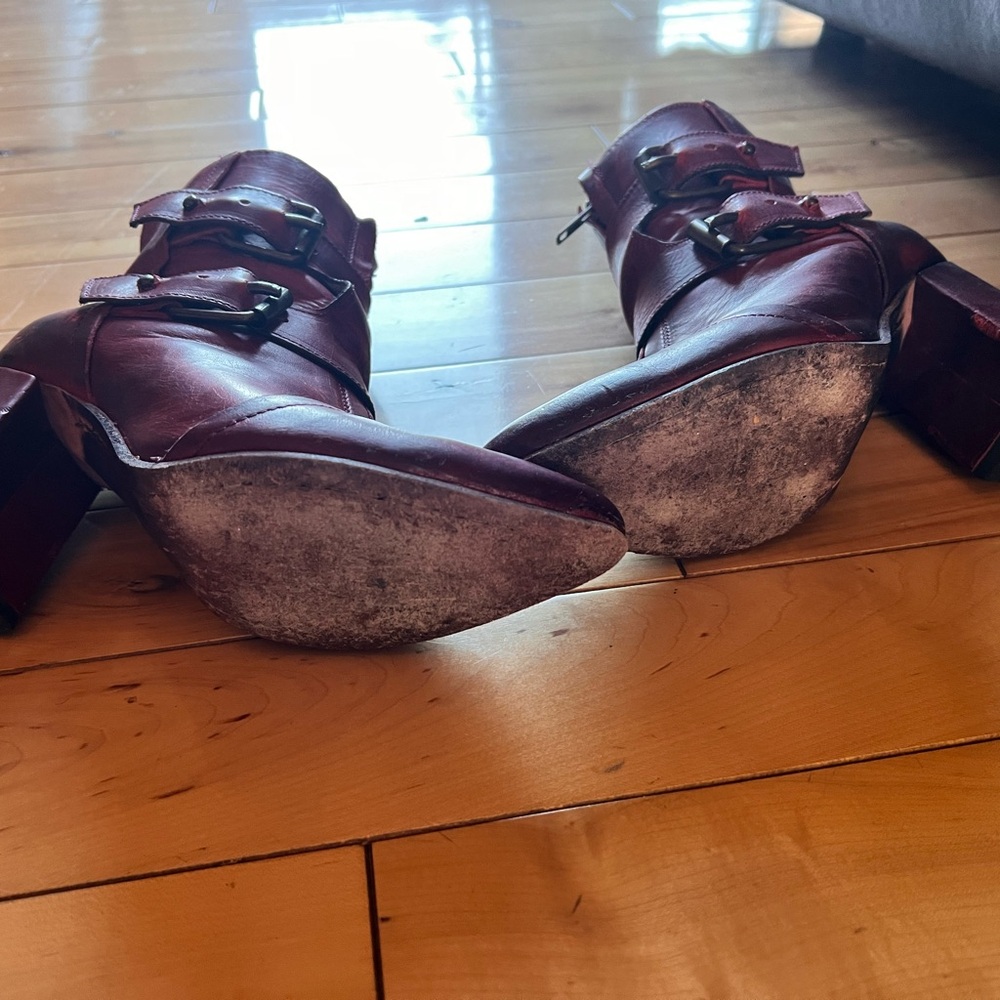 Gently Used Freebird Size 7 Red Joey Bootie - image 4